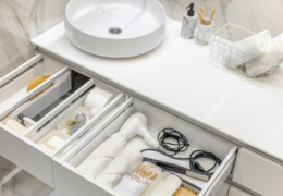 Tych rzeczy nie trzyma się w łazience. Sprawdź, które masz u siebie